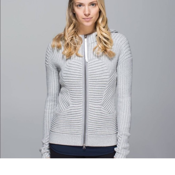 lululemon athletica Tops - Lululemon Embrace Knit Zip Up Hoodie Size 8